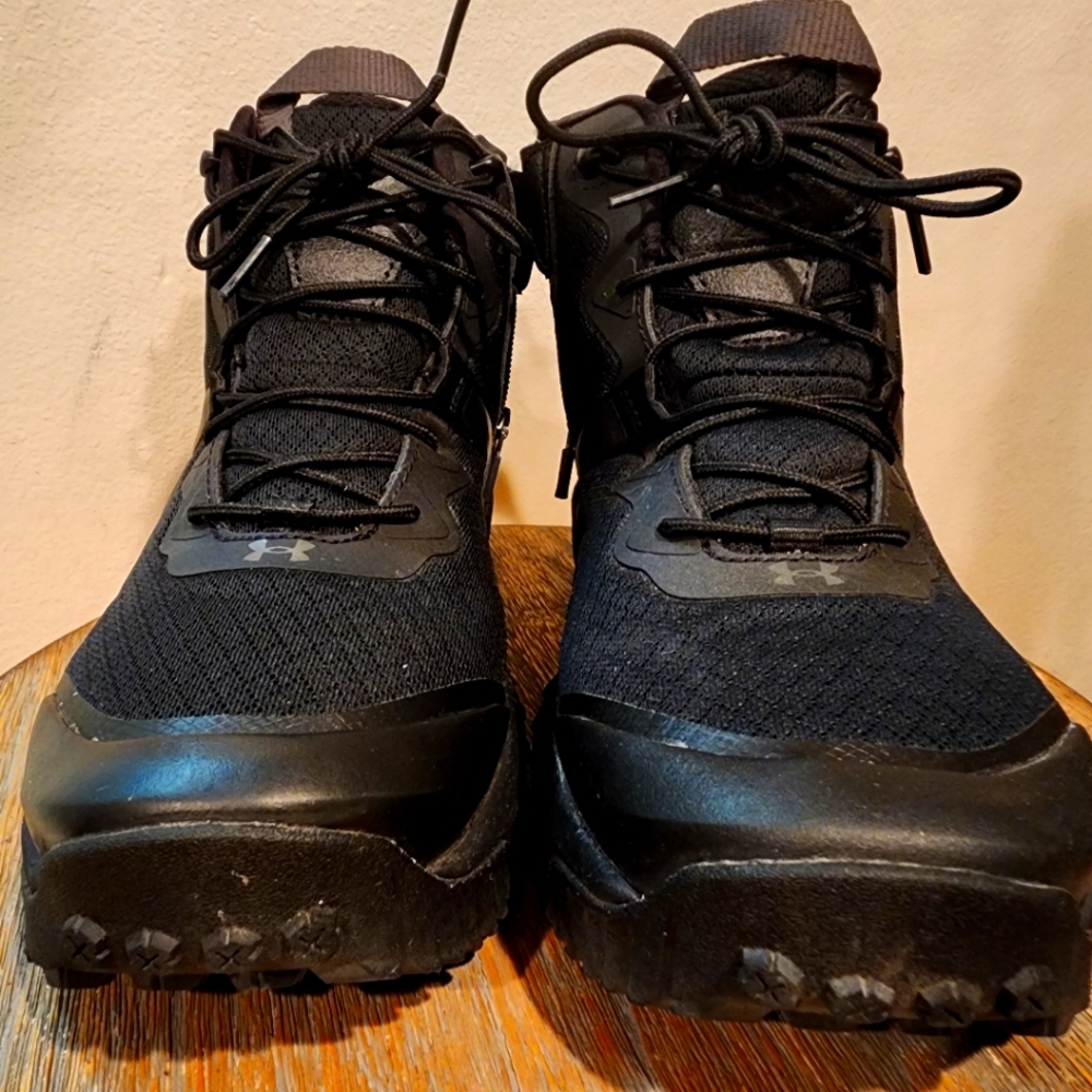 Under armor boots